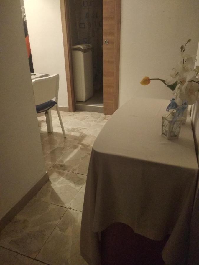נאפולי Home Di F מראה חיצוני תמונה