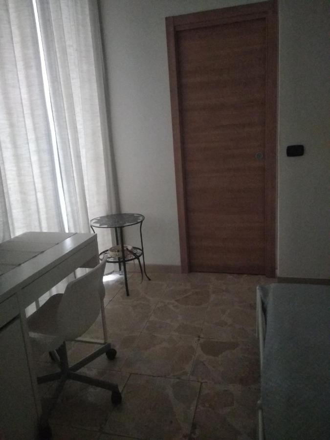 נאפולי Home Di F מראה חיצוני תמונה