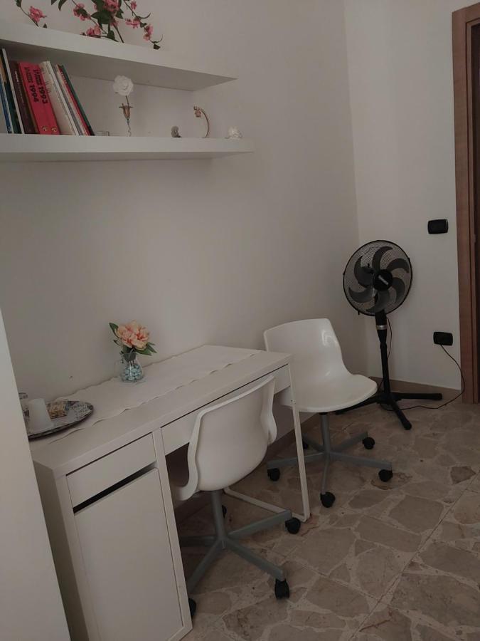 נאפולי Home Di F מראה חיצוני תמונה